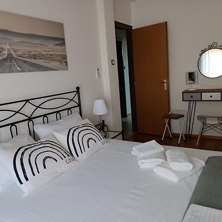 Cosy Apartment On Dragon Street Ateny Zewnętrze zdjęcie